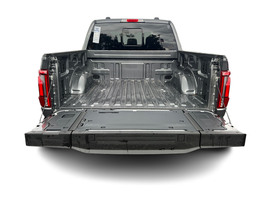 2025 Ford F-150 Lariat 17