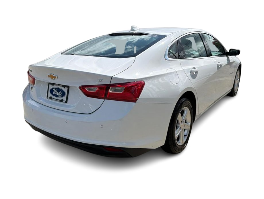 Thumbnail: 2024 Chevrolet Malibu - 21