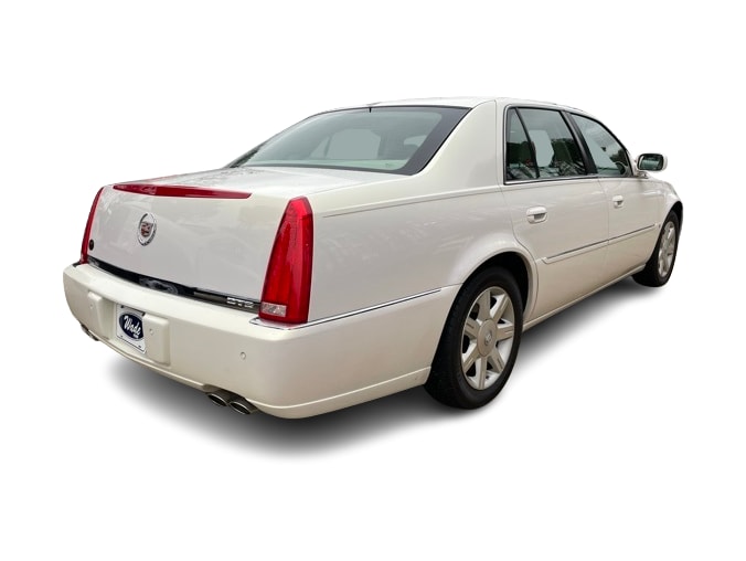 2006 Cadillac DTS  9