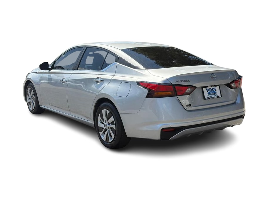 Thumbnail: 2023 Nissan Altima - 4