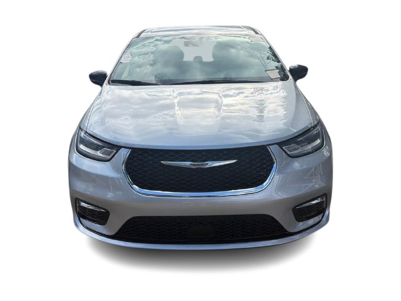 Thumbnail: 2024 Chrysler Pacifica - 4