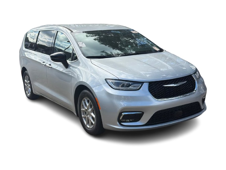 Thumbnail: 2024 Chrysler Pacifica - 5