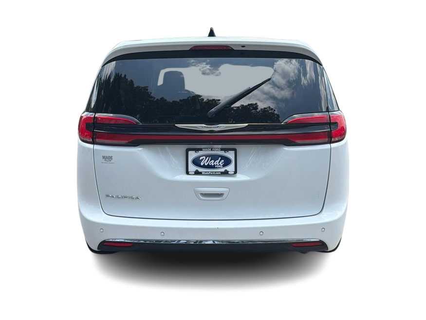 Thumbnail: 2023 Chrysler Pacifica - 5