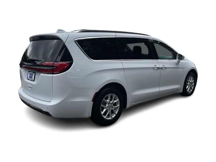 2022 Chrysler Pacifica Touring L 31