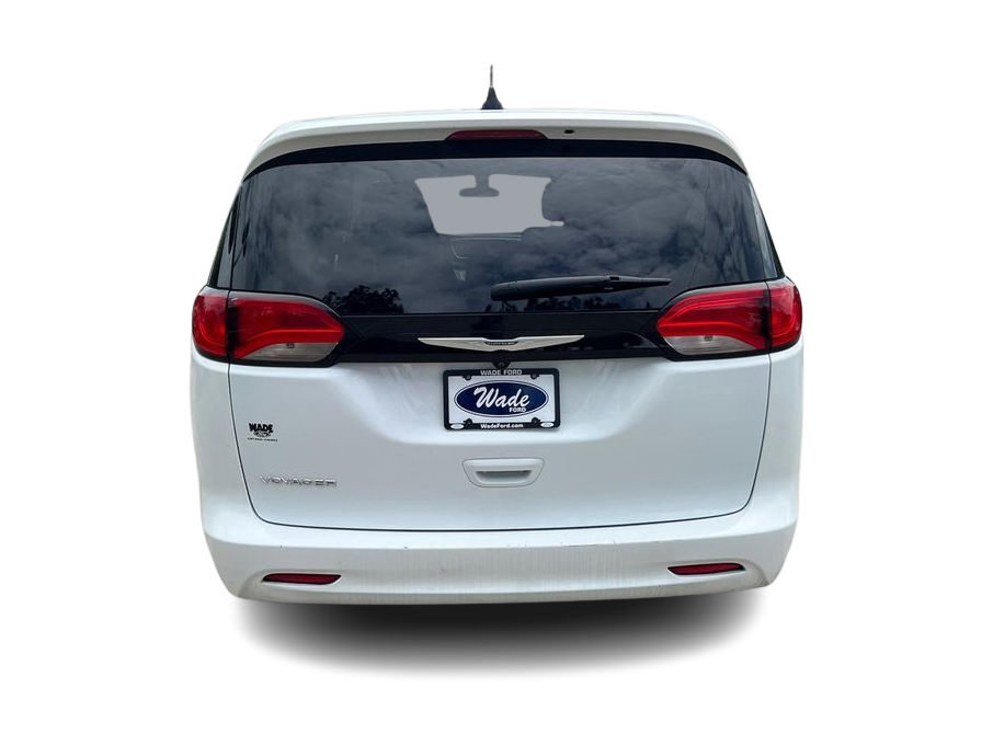 Thumbnail: 2022 Chrysler Voyager - 5