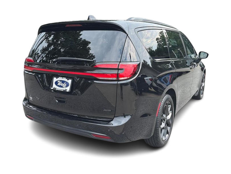 Thumbnail: 2024 Chrysler Pacifica - 22