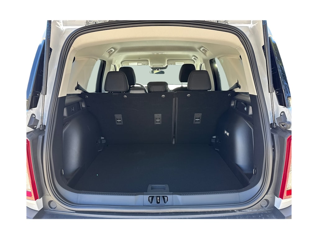 Thumbnail: 2025 Ford Bronco Sport - 14