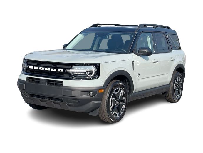 2024 Ford Bronco Sport Outer Banks 2