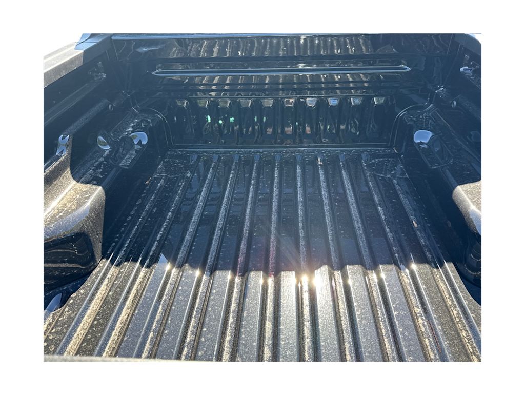 Thumbnail: 2025 Ford Maverick - 15