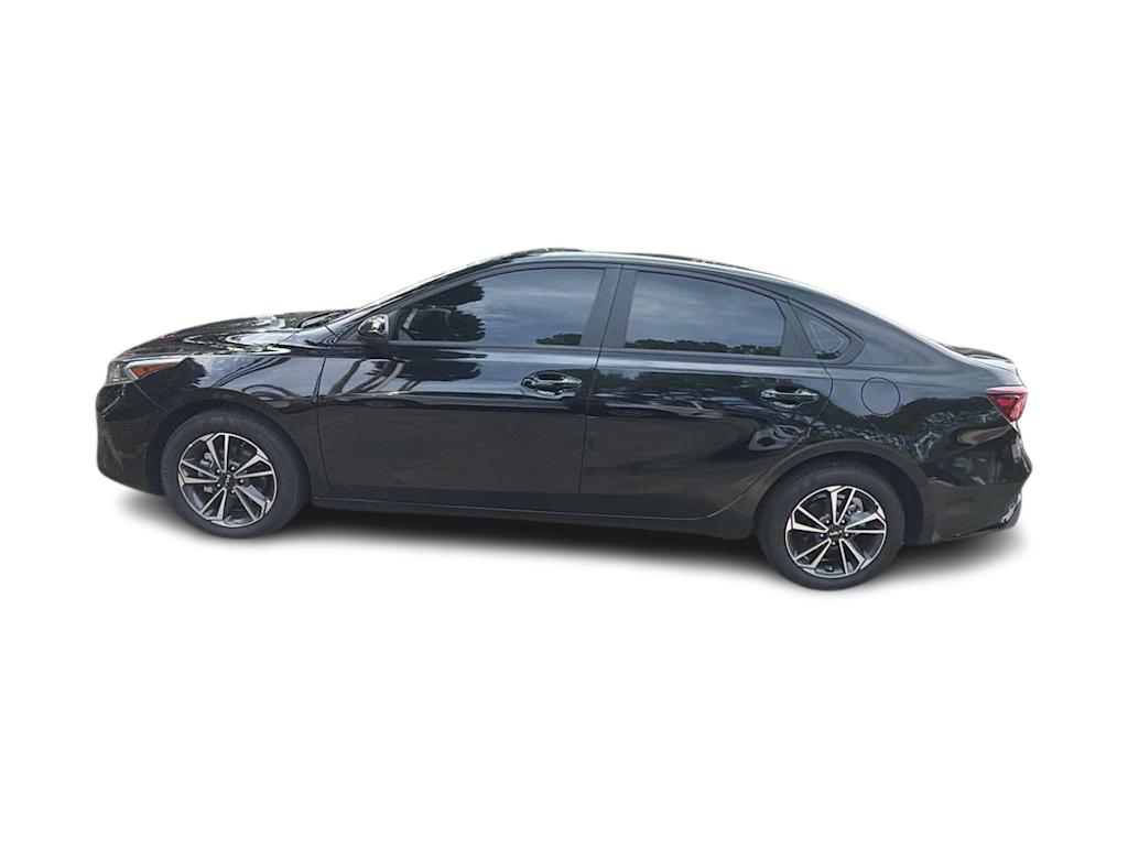 Thumbnail: 2024 Kia Forte - 2