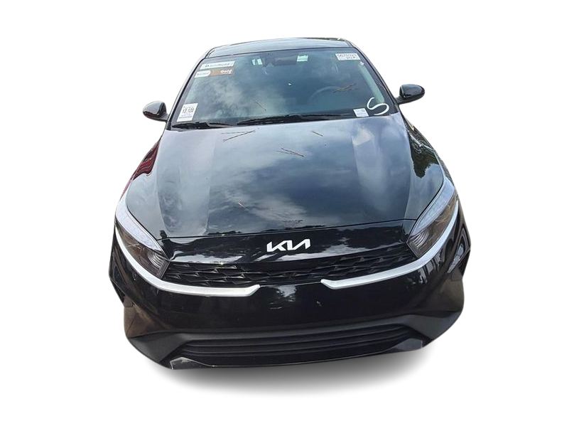 Thumbnail: 2024 Kia Forte - 4