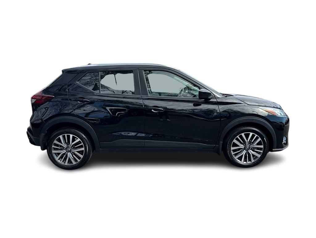 2024 Nissan Kicks SV 19