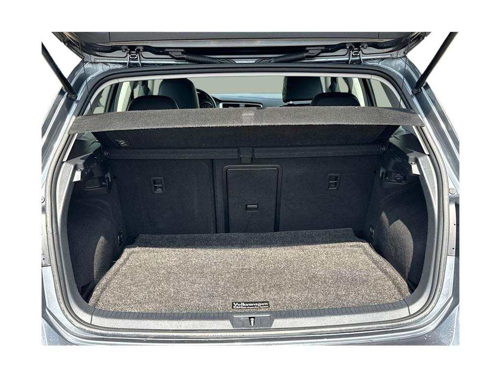 Thumbnail: 2015 Volkswagen Golf - 17