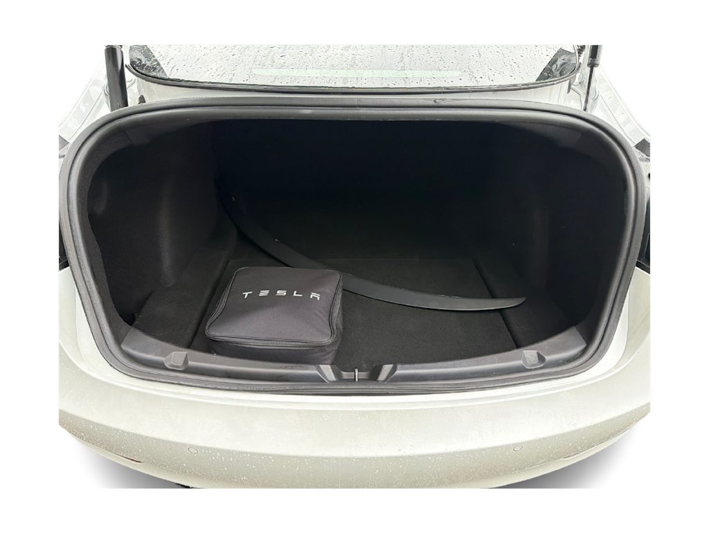 Thumbnail: 2022 Tesla Model 3 - 27