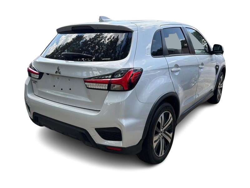 Thumbnail: 2024 Mitsubishi Outlander Sport - 10
