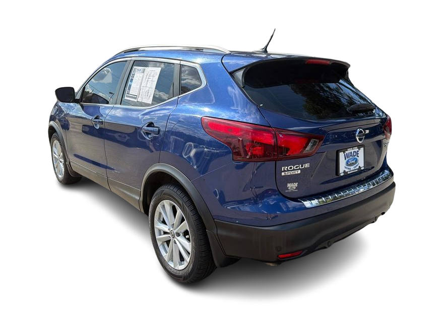 Thumbnail: 2019 Nissan Rogue Sport - 4