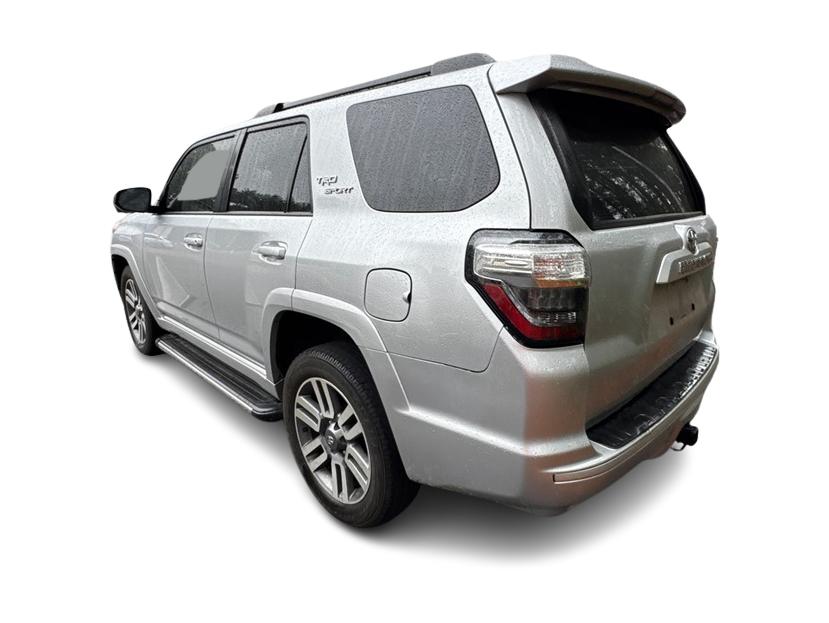 Thumbnail: 2022 Toyota 4Runner - 3