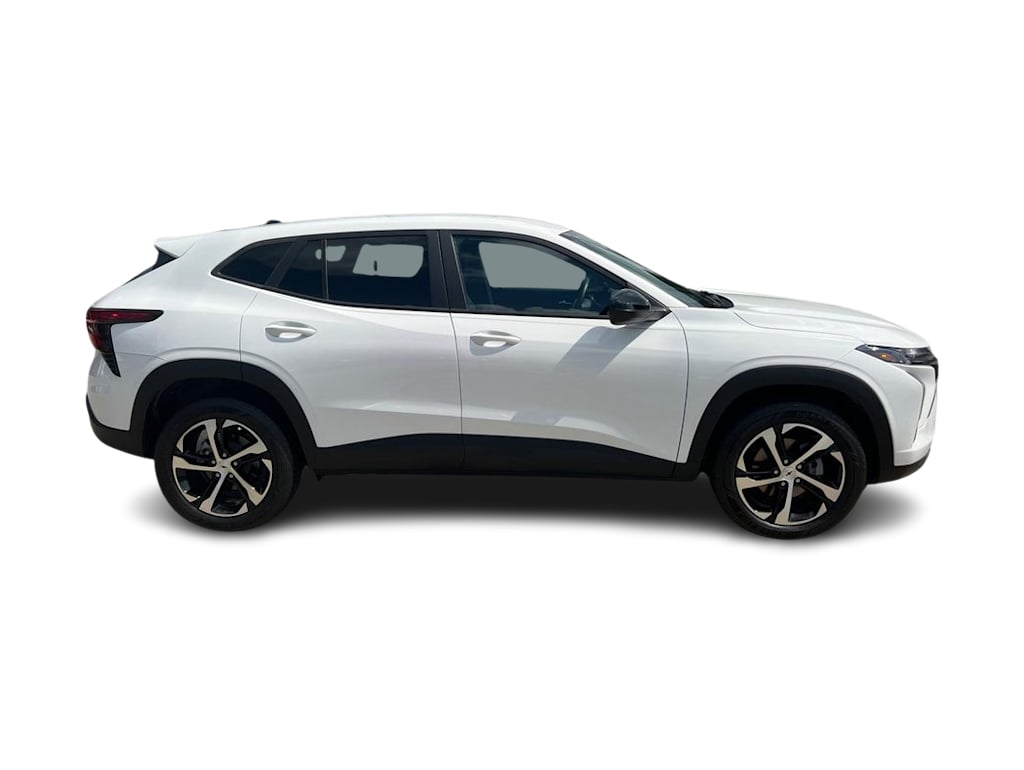 Thumbnail: 2024 Chevrolet Trax - 17