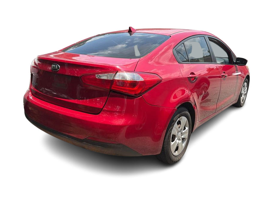 Thumbnail: 2016 Kia Forte - 10