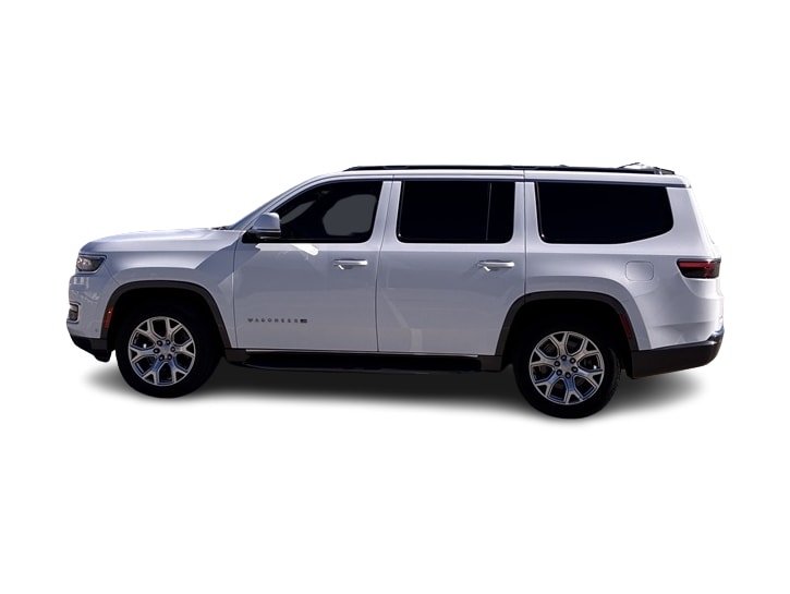 Thumbnail: 2022 Jeep Wagoneer - 3