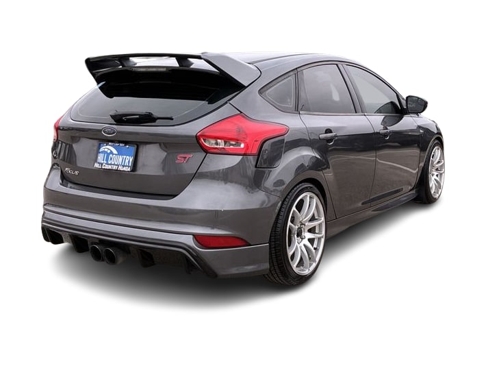 Thumbnail: 2017 Ford Focus - 21