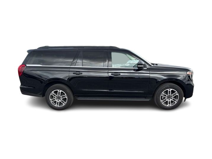 Thumbnail: 2026 Ford Expedition MAX - 17