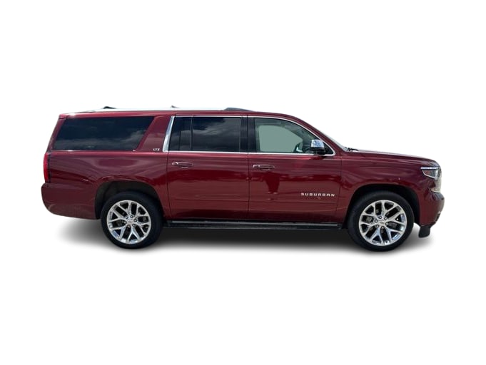 Thumbnail: 2016 Chevrolet Suburban - 16