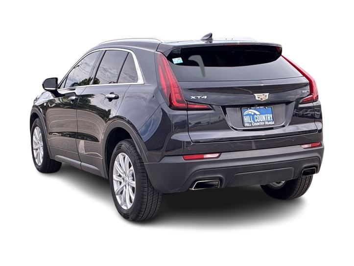 Thumbnail: 2022 Cadillac XT4 - 4