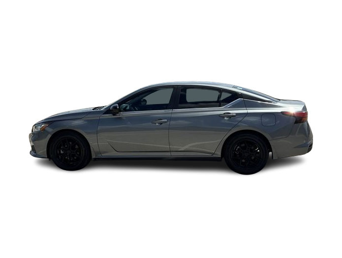 Thumbnail: 2021 Nissan Altima - 3