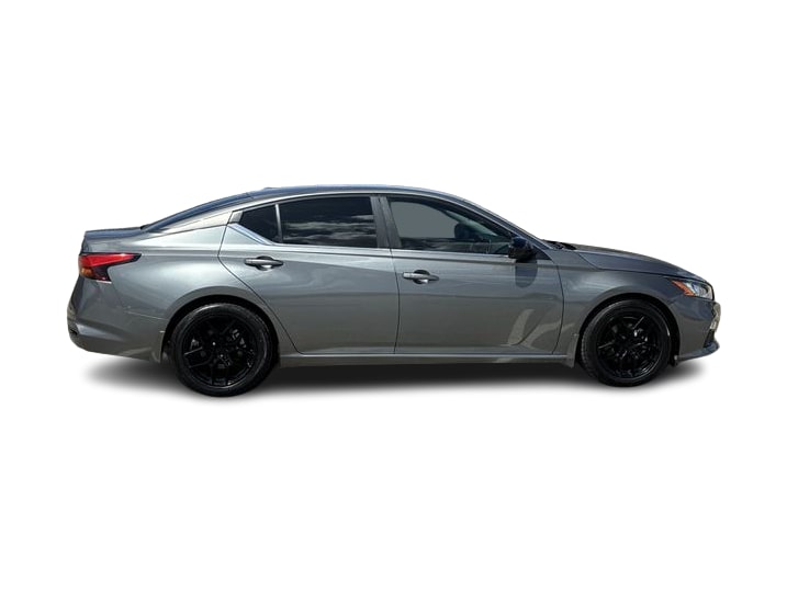 Thumbnail: 2021 Nissan Altima - 21