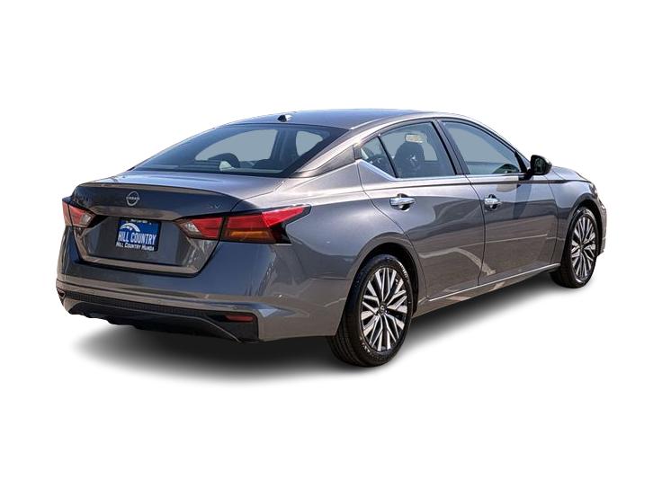 Thumbnail: 2024 Nissan Altima - 21