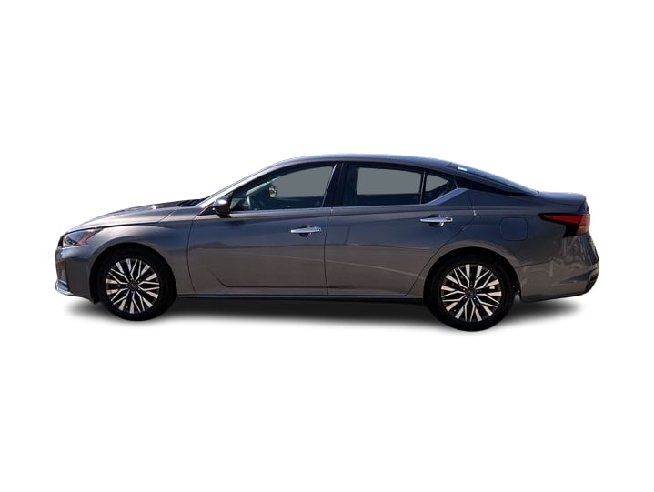 Thumbnail: 2024 Nissan Altima - 3