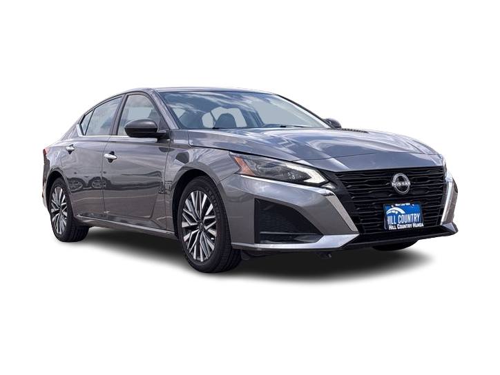 Thumbnail: 2024 Nissan Altima - 24