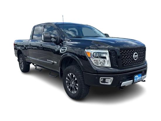 Thumbnail: 2018 Nissan Titan - 18