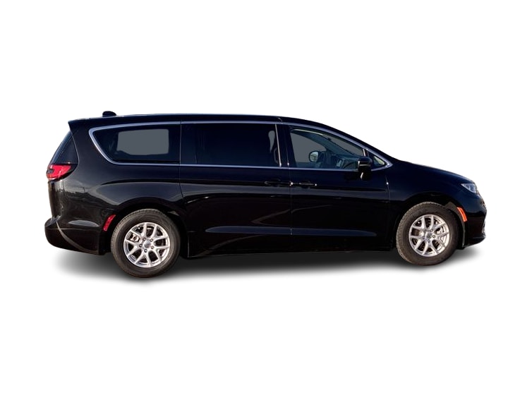 Thumbnail: 2023 Chrysler Pacifica - 21