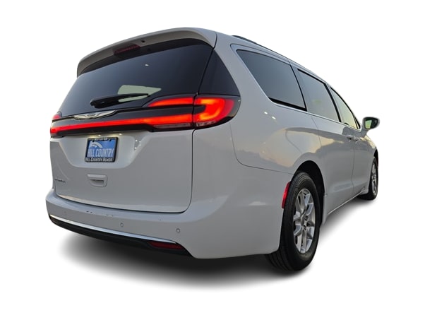 2022 Chrysler Pacifica Touring L 20