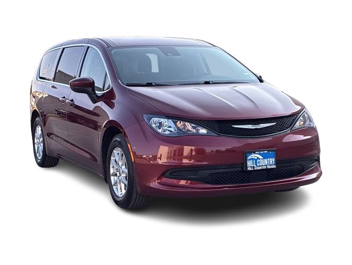 Thumbnail: 2023 Chrysler Voyager - 22
