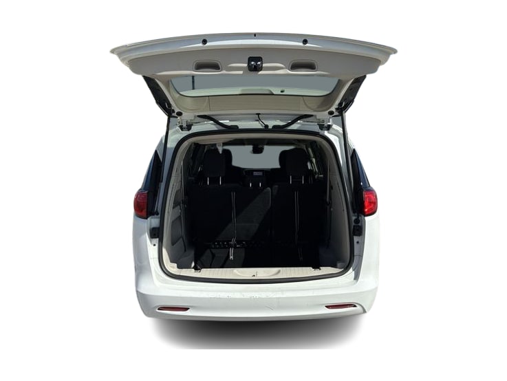 Thumbnail: 2023 Chrysler Voyager - 19