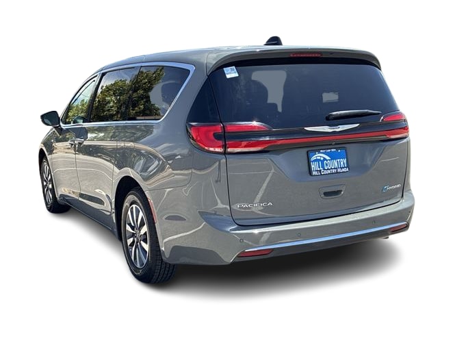 Thumbnail: 2023 Chrysler Pacifica - 4