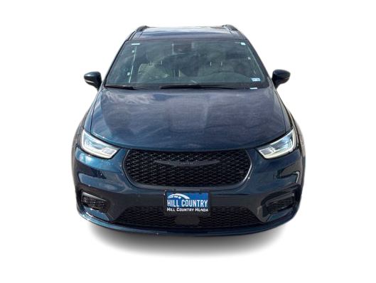 Thumbnail: 2023 Chrysler Pacifica - 6
