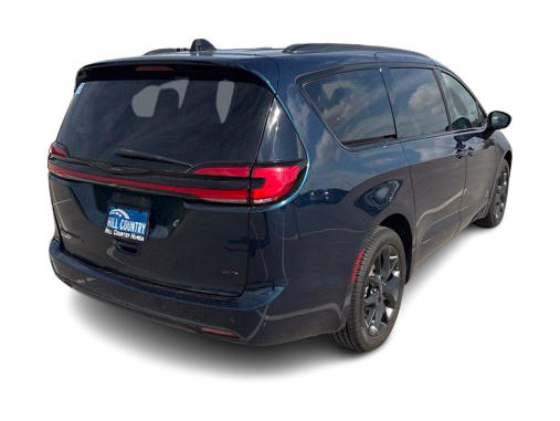 Thumbnail: 2023 Chrysler Pacifica - 15