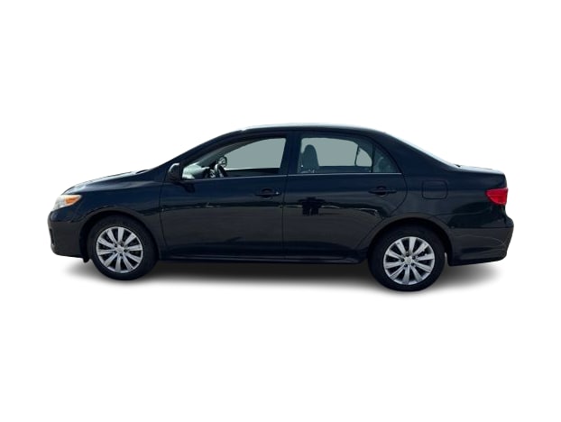 Thumbnail: 2013 Toyota Corolla - 3