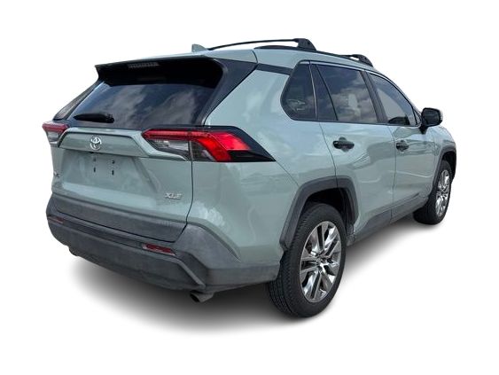 Thumbnail: 2019 Toyota RAV4 - 16