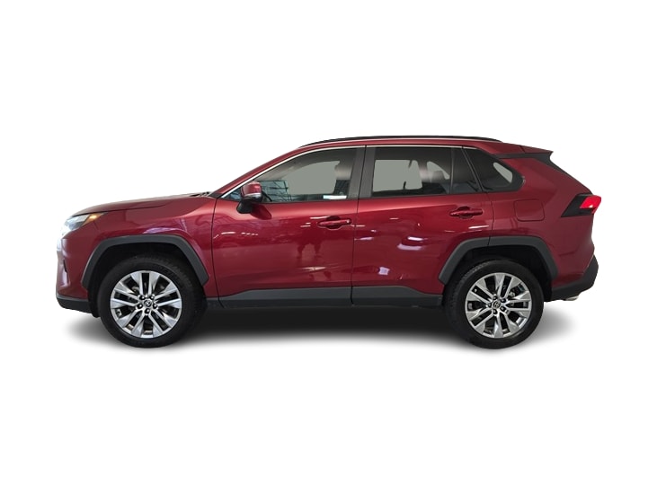 2023 Toyota RAV4 XLE Premium 3
