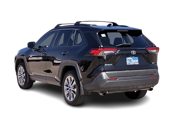 Thumbnail: 2022 Toyota RAV4 - 4