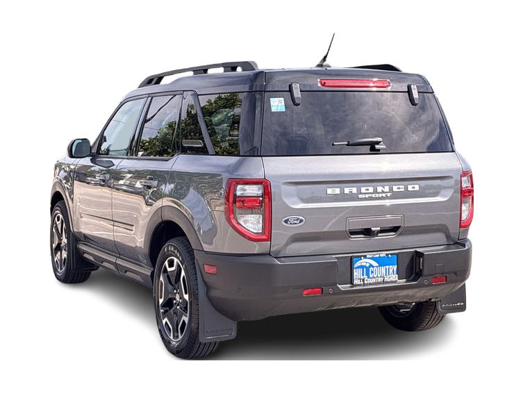 Thumbnail: 2022 Ford Bronco Sport - 4