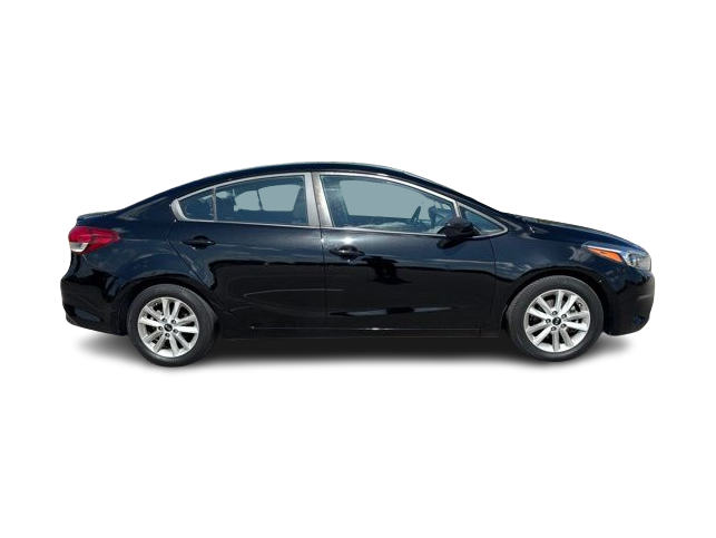 Thumbnail: 2017 Kia Forte - 15