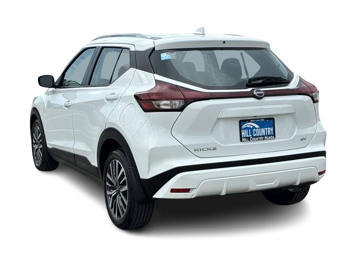 Thumbnail: 2024 Nissan Kicks - 4