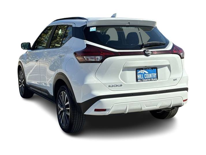 Thumbnail: 2024 Nissan Kicks - 4