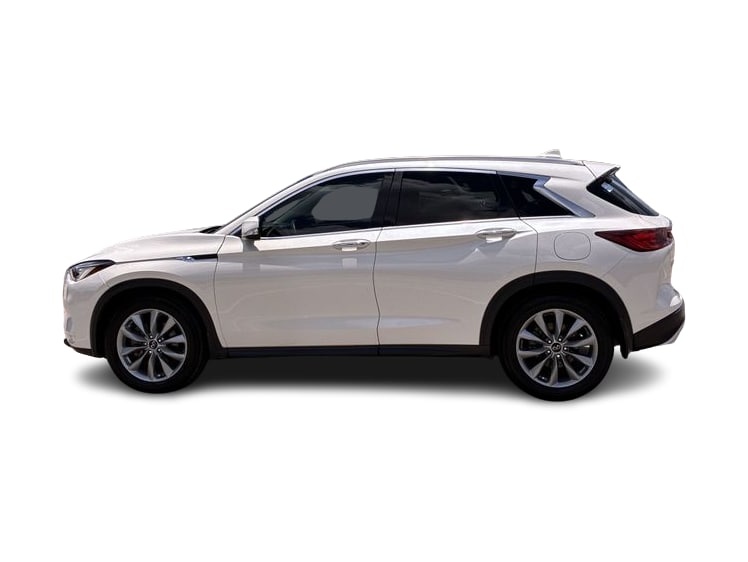 Thumbnail: 2022 INFINITI QX50 - 3